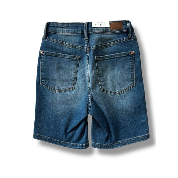 New Judy Blue Medium Blue Double Button Control Top Denim Jean Shorts Size Small - Picture 2 of 7